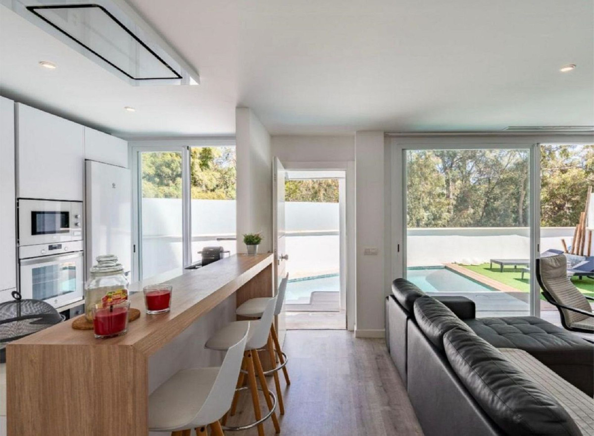 4 Bed Townhouse for sale in Benalmadena Costa Del Sol, Málaga, Spain