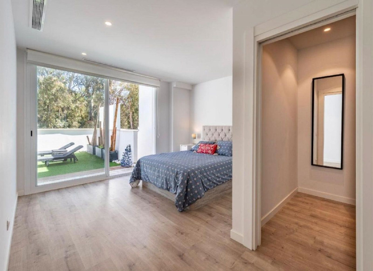 4 Bed Townhouse for sale in Benalmadena Costa Del Sol, Málaga, Spain