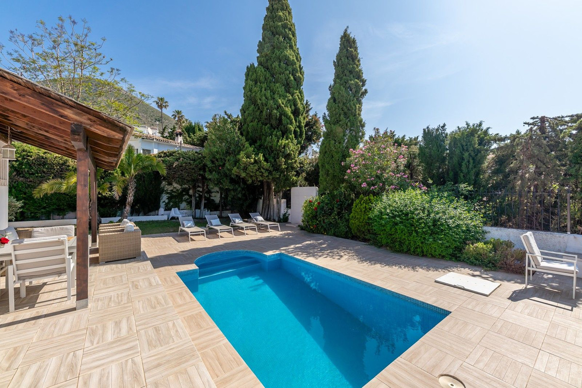 3 Bed Townhouse for sale in La Capellania Costa Del Sol, Málaga, Spain