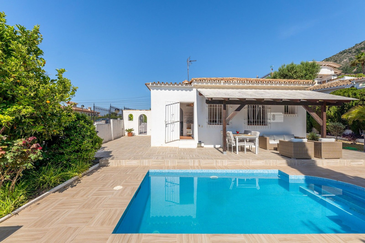 3 Bed Townhouse for sale in La Capellania Costa Del Sol, Málaga, Spain