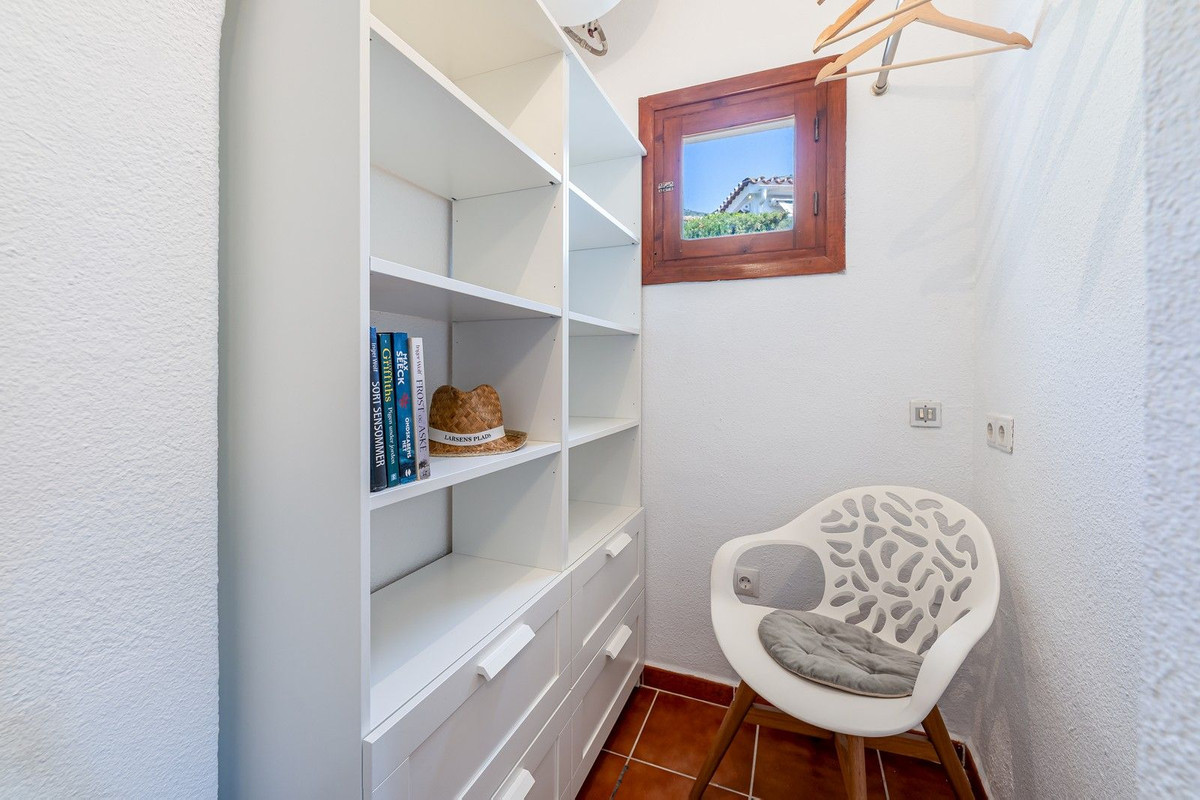 3 Bed Townhouse for sale in La Capellania Costa Del Sol, Málaga, Spain