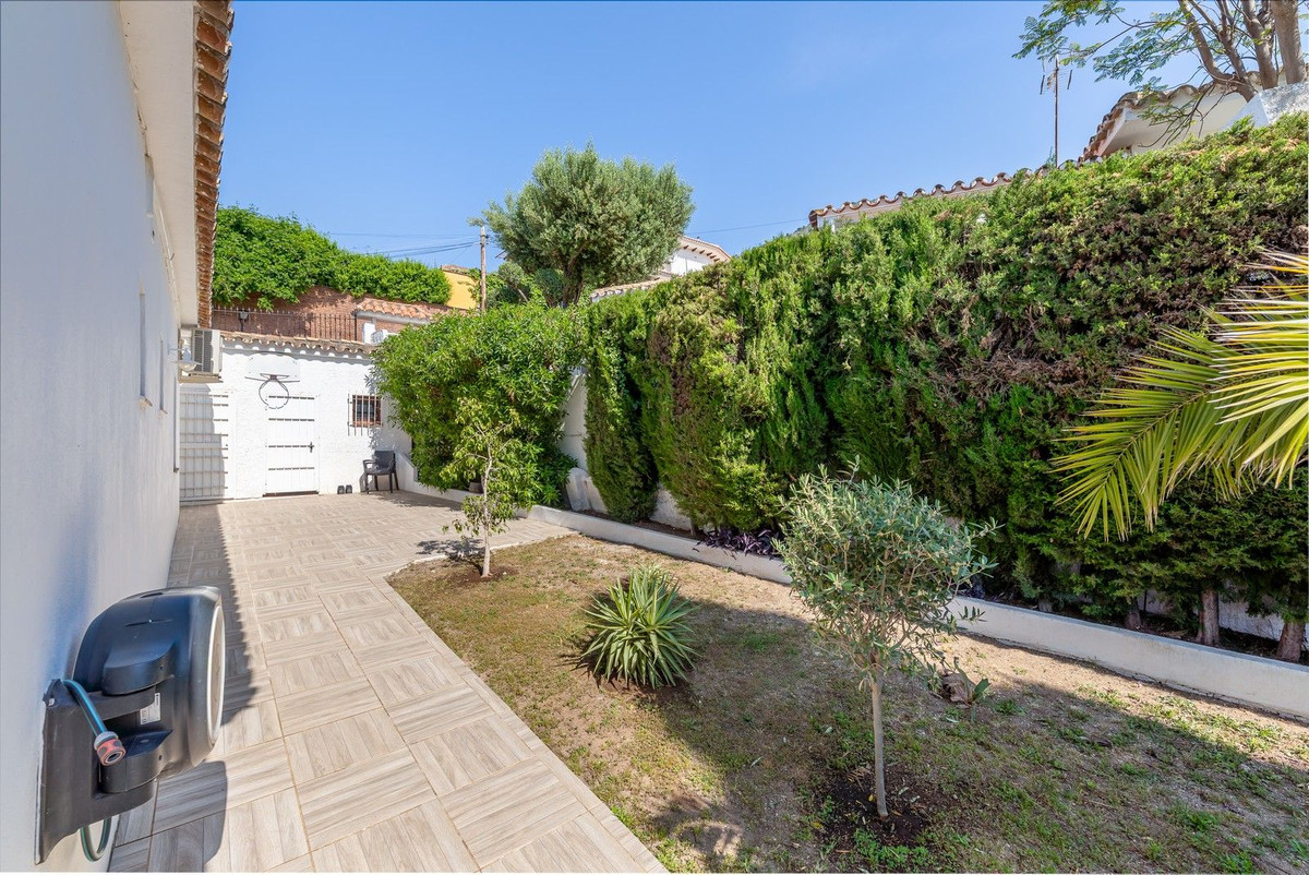 3 Bed Townhouse for sale in La Capellania Costa Del Sol, Málaga, Spain