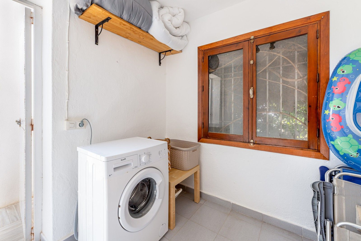 3 Bed Townhouse for sale in La Capellania Costa Del Sol, Málaga, Spain