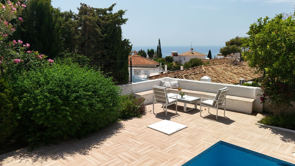 3 Bed Townhouse for sale in La Capellania Costa Del Sol, Málaga, Spain