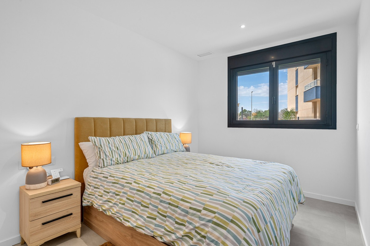 3 Bed Apartment for sale in Dehesa De Campoamor Costa Blanca, Alicante, Spain