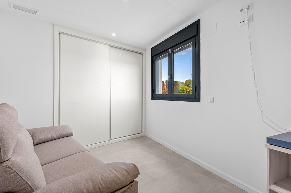 3 Bed Apartment for sale in Dehesa De Campoamor Costa Blanca, Alicante, Spain