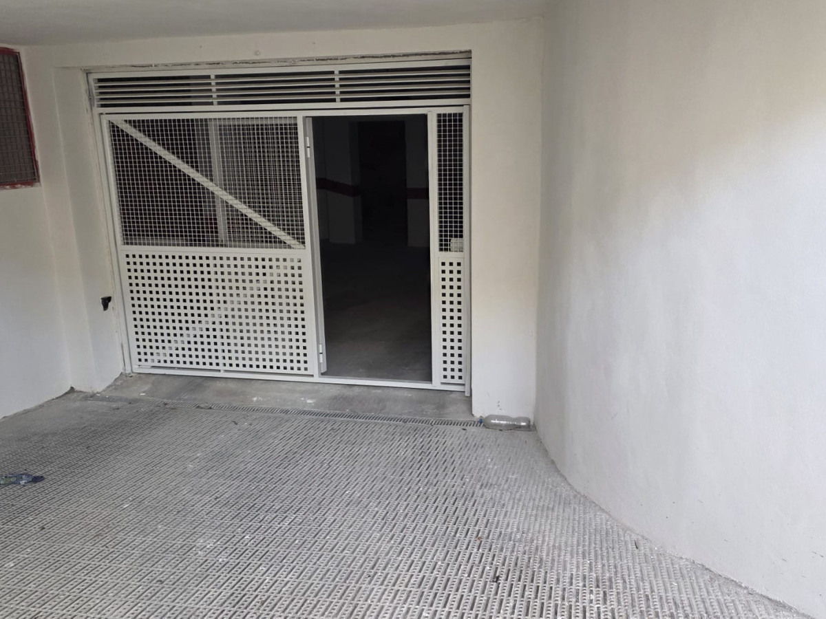 Se vende Garaje  en Costa Blanca, Alicante, España