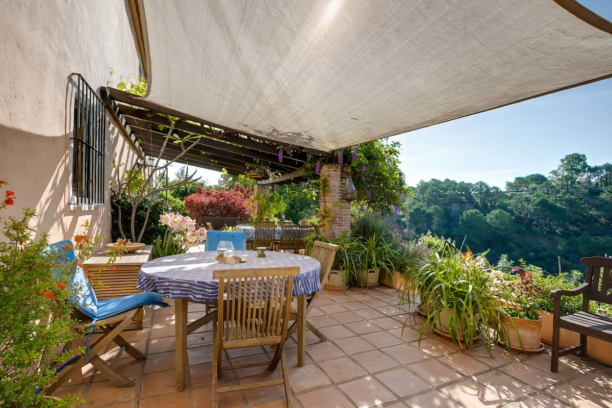Se vende Villa - Chalet de 3 dormitorios en Costa Del Sol, Málaga, España