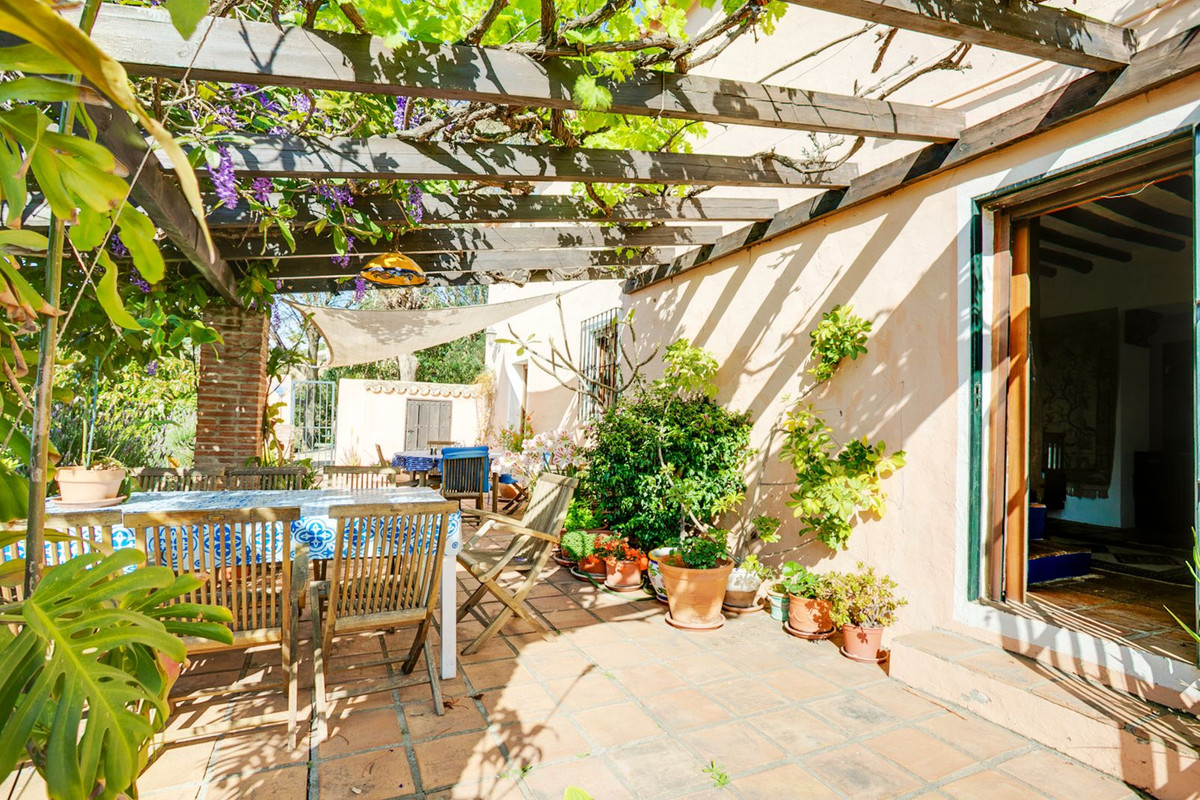Se vende Villa - Chalet de 3 dormitorios en Costa Del Sol, Málaga, España