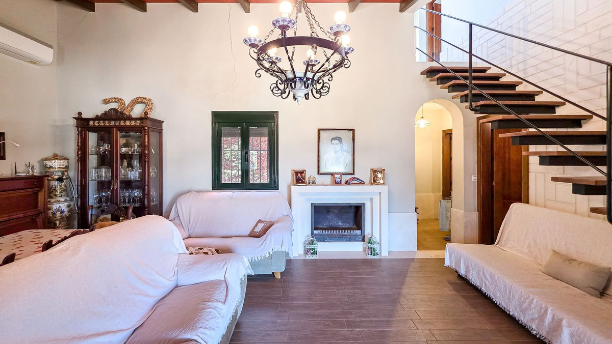 Se vende Finca - Cortijo de 2 dormitorios en Costa Del Sol, Málaga, España