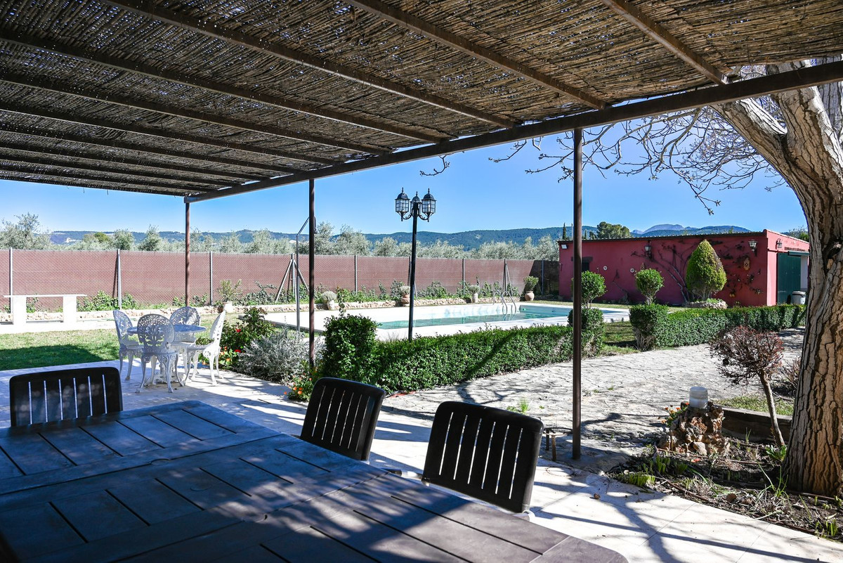 Se vende Finca - Cortijo de 2 dormitorios en Costa Del Sol, Málaga, España