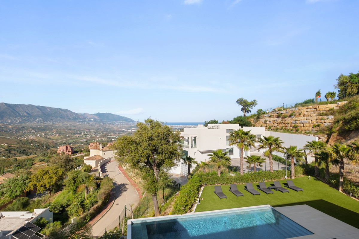 Se vende Villa - Chalet de 4 dormitorios en Costa Del Sol, Málaga, España