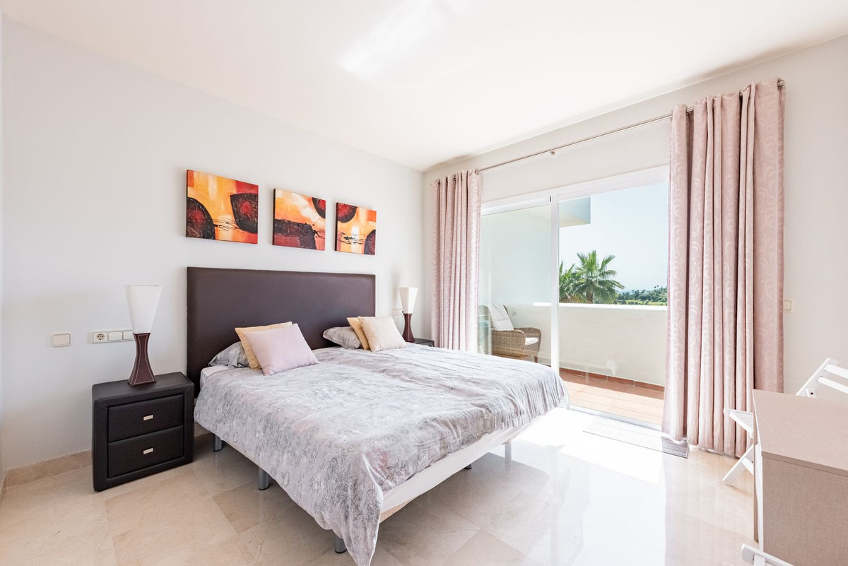 3 Bed Apartment for sale in Atalaya Costa Del Sol, Málaga, Spain