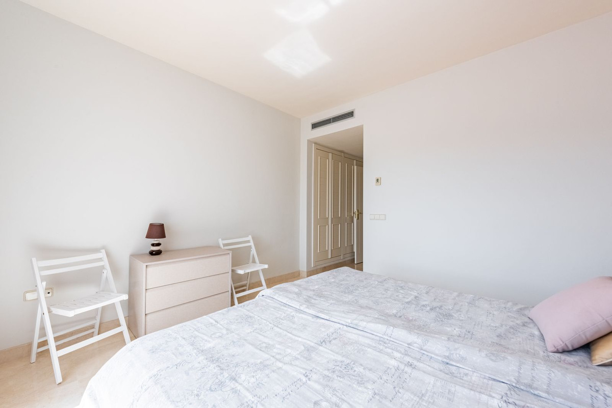 3 Bed Apartment for sale in Atalaya Costa Del Sol, Málaga, Spain