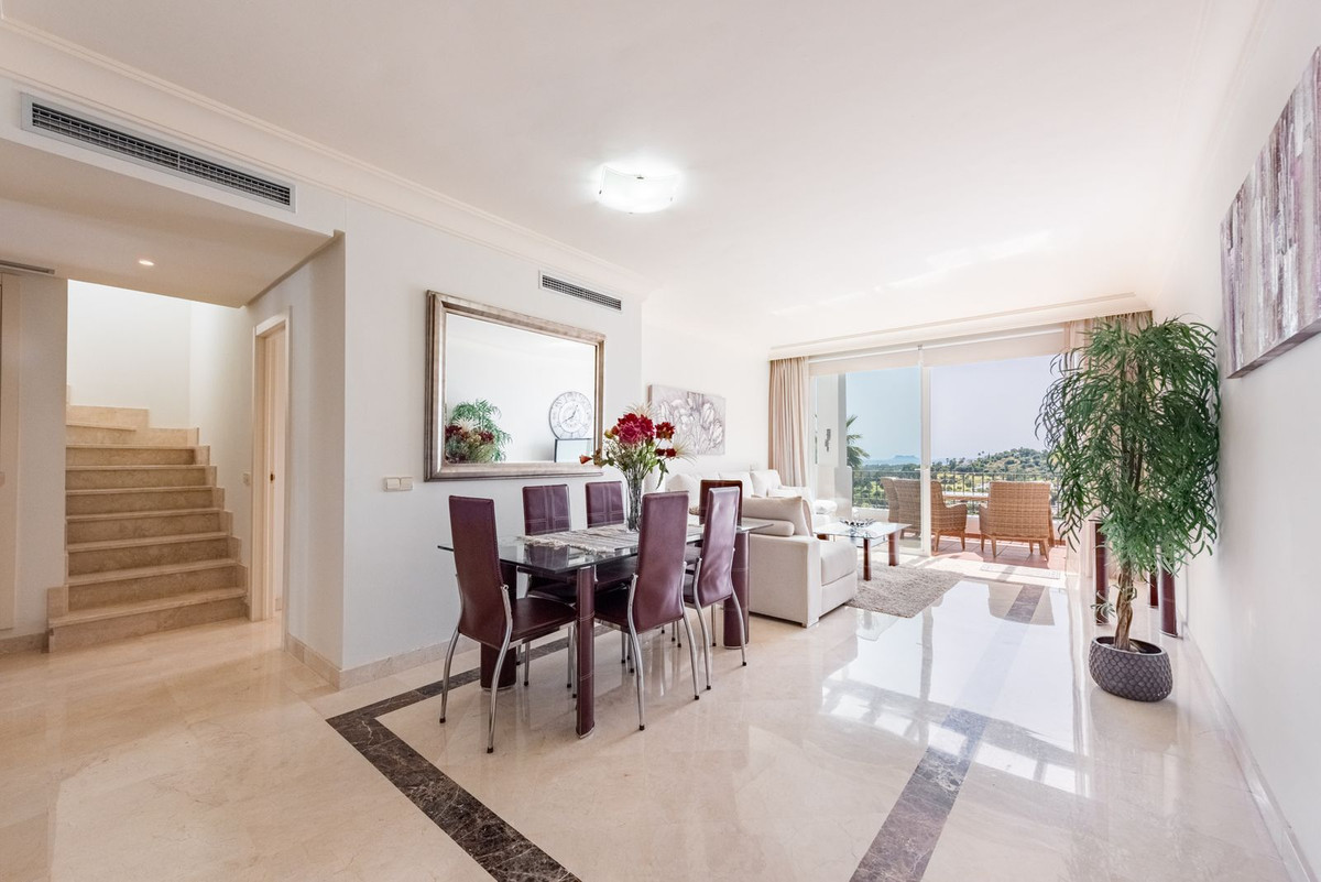 3 Bed Apartment for sale in Atalaya Costa Del Sol, Málaga, Spain