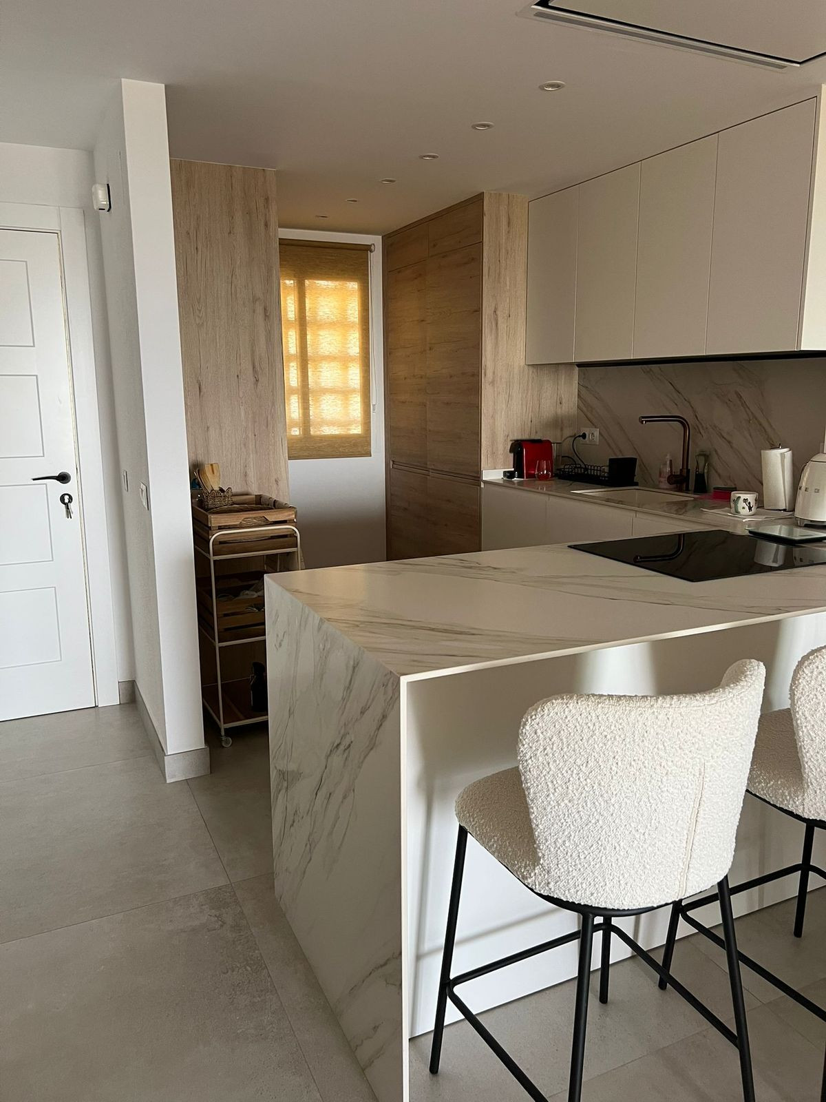 2 Bed Apartment for sale in The Golden Mile Costa Del Sol, Málaga, Spain