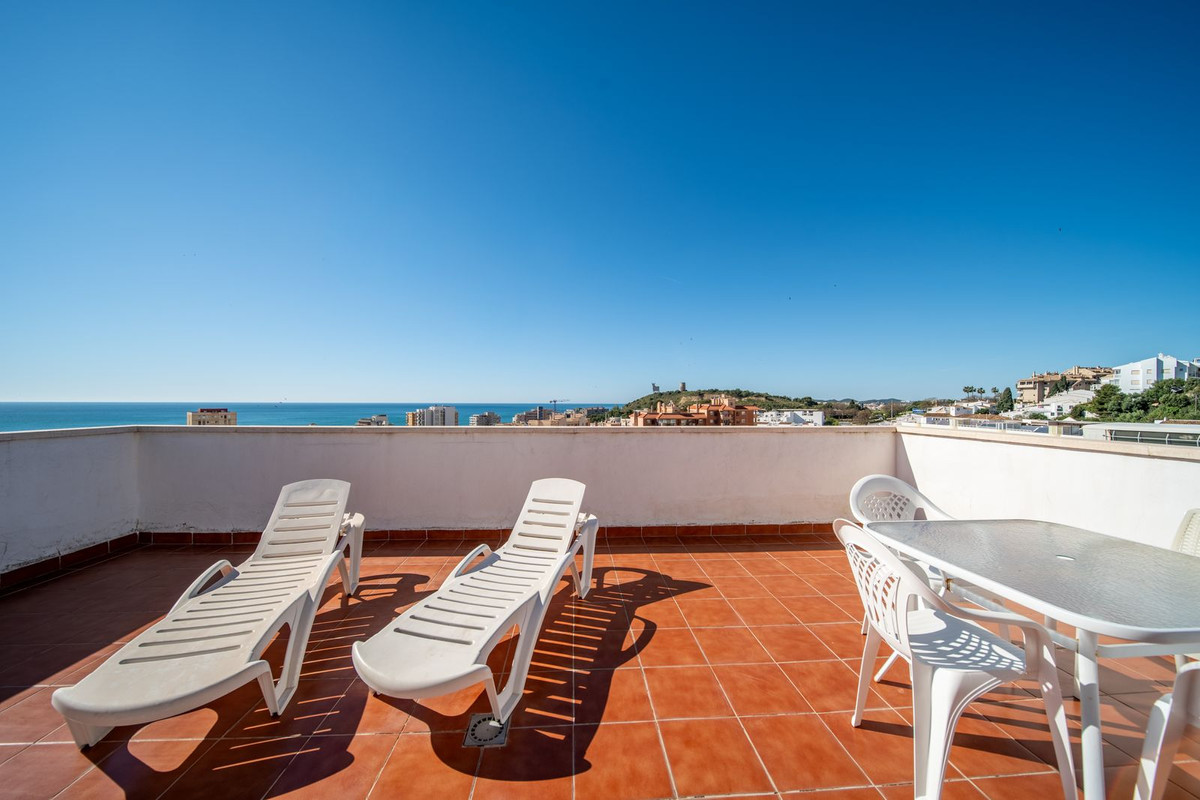 4 Bed Townhouse for sale in Torreblanca Costa Del Sol, Málaga, Spain
