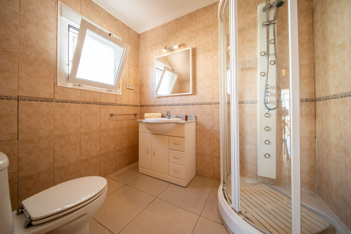 4 Bed Townhouse for sale in Torreblanca Costa Del Sol, Málaga, Spain