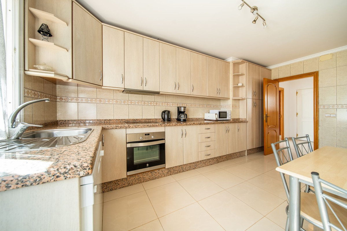 4 Bed Townhouse for sale in Torreblanca Costa Del Sol, Málaga, Spain