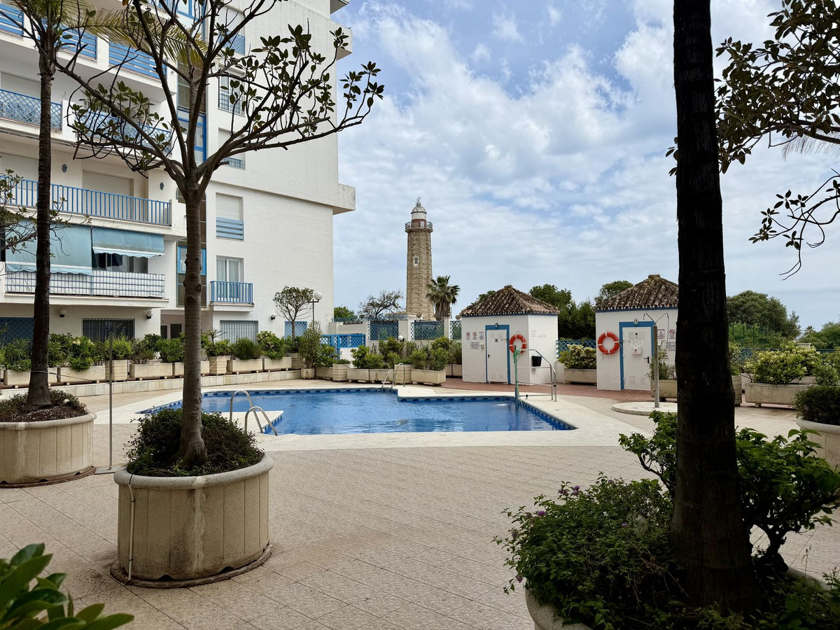 3 Bed Apartment for sale in Estepona Costa Del Sol, Málaga, Spain