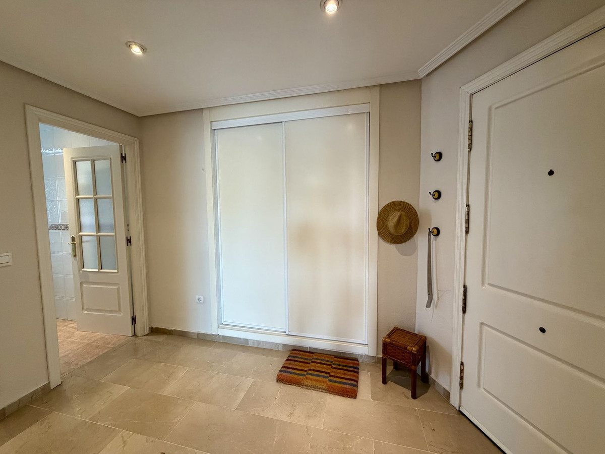 3 Bed Apartment for sale in Estepona Costa Del Sol, Málaga, Spain