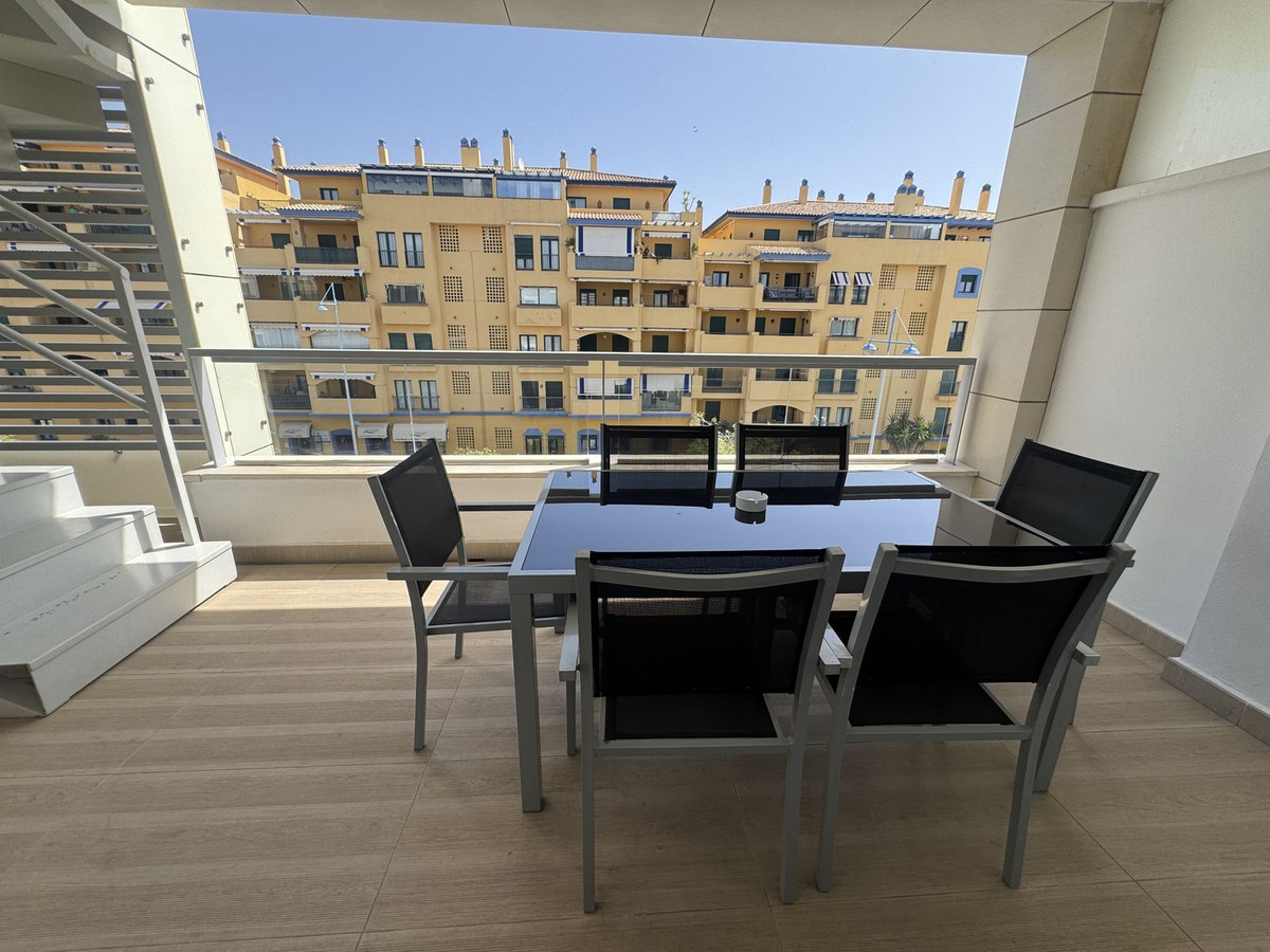 3 Bed Apartment for sale in San Pedro De Alcántara Costa Del Sol, Málaga, Spain