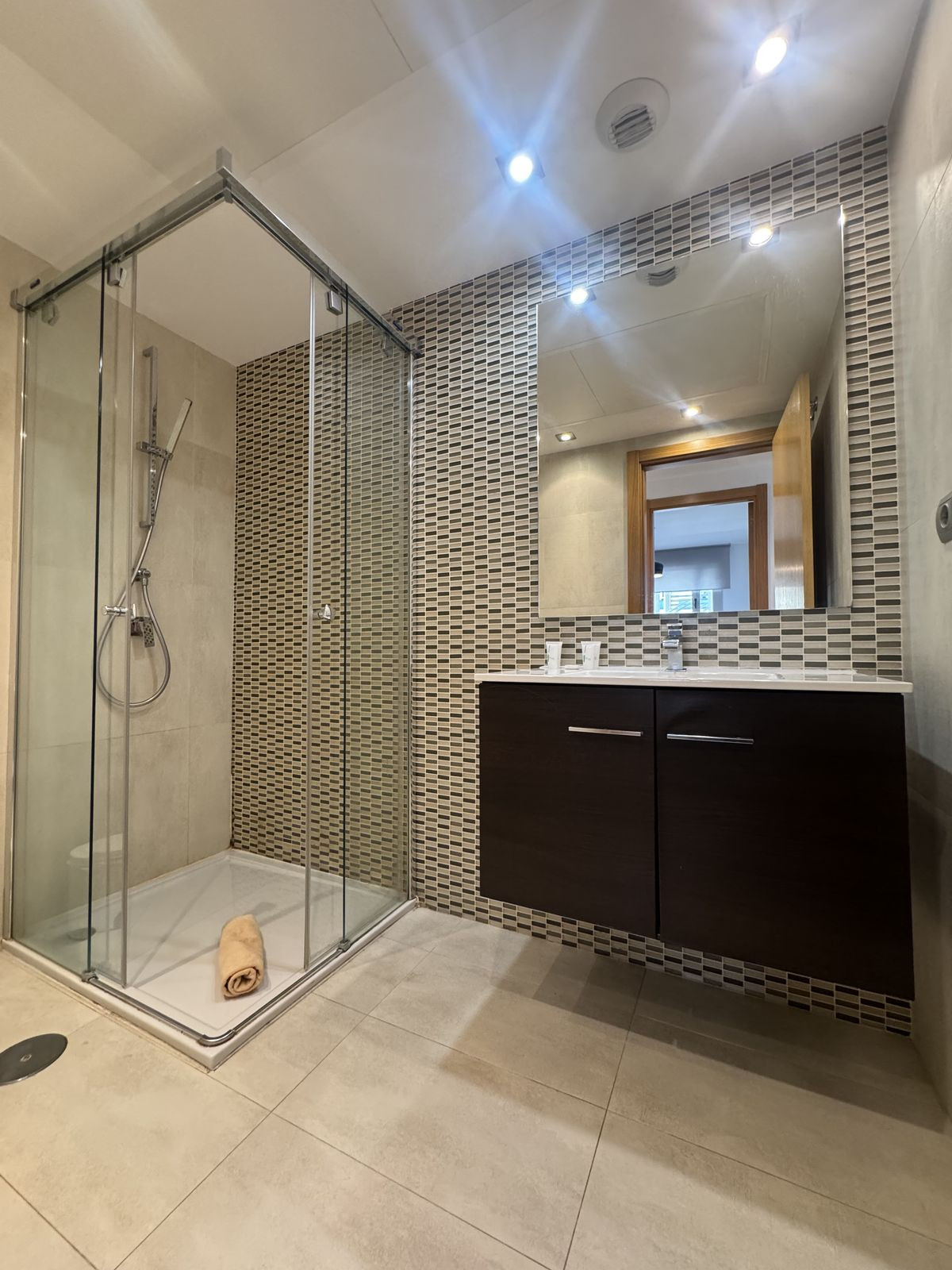 3 Bed Apartment for sale in San Pedro De Alcántara Costa Del Sol, Málaga, Spain