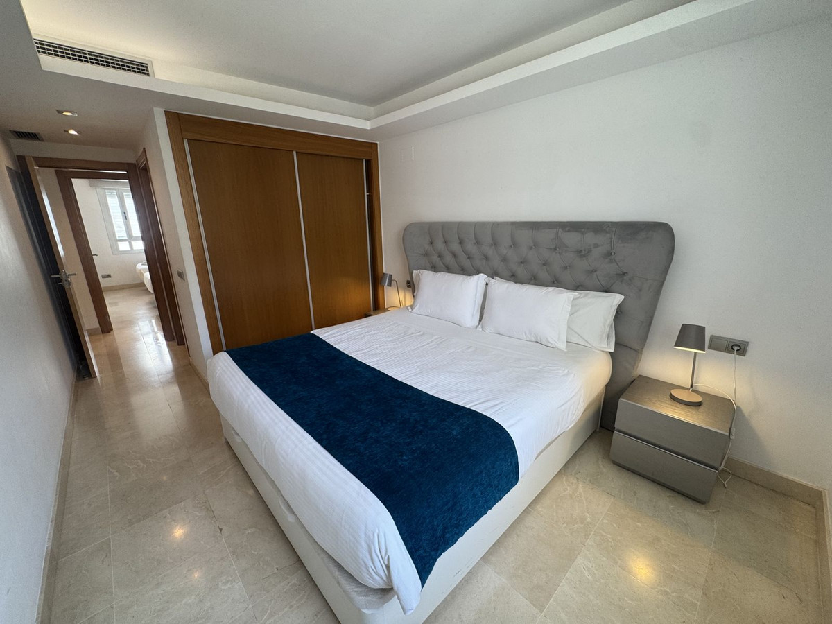 3 Bed Apartment for sale in San Pedro De Alcántara Costa Del Sol, Málaga, Spain