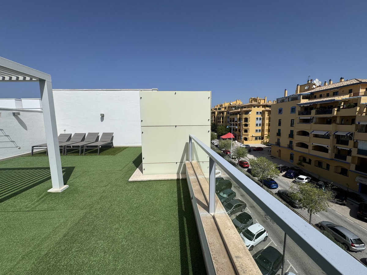 3 Bed Apartment for sale in San Pedro De Alcántara Costa Del Sol, Málaga, Spain