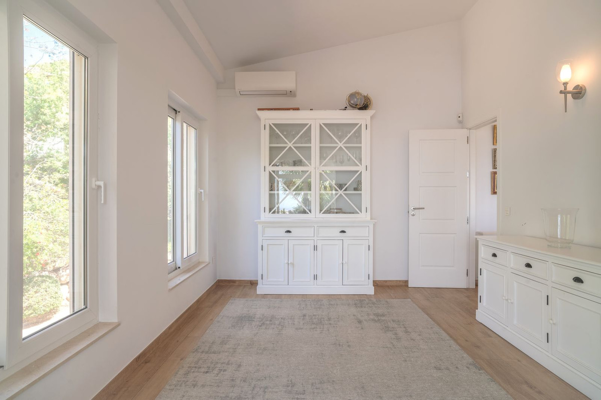 6 Bed Townhouse for sale in Mijas Costa Del Sol, Málaga, Spain