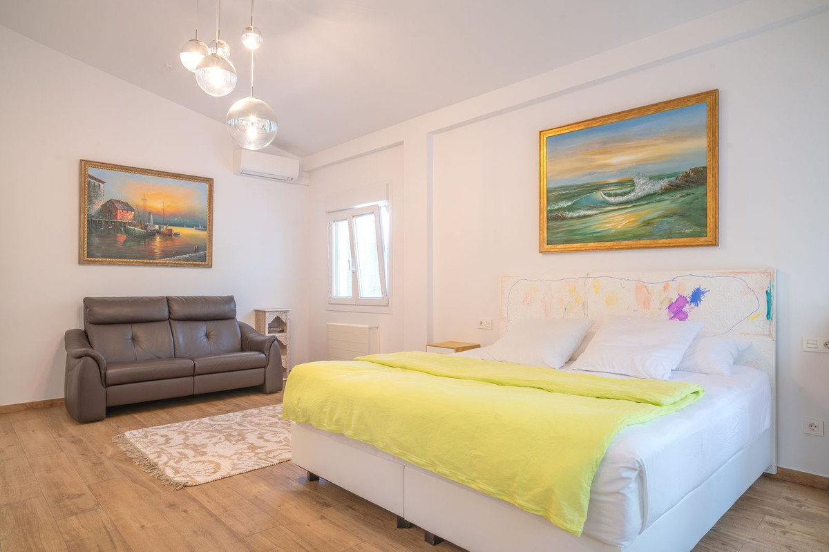 6 Bed Townhouse for sale in Mijas Costa Del Sol, Málaga, Spain