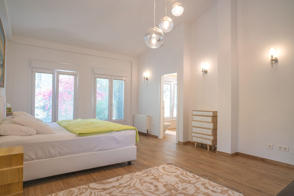 6 Bed Townhouse for sale in Mijas Costa Del Sol, Málaga, Spain