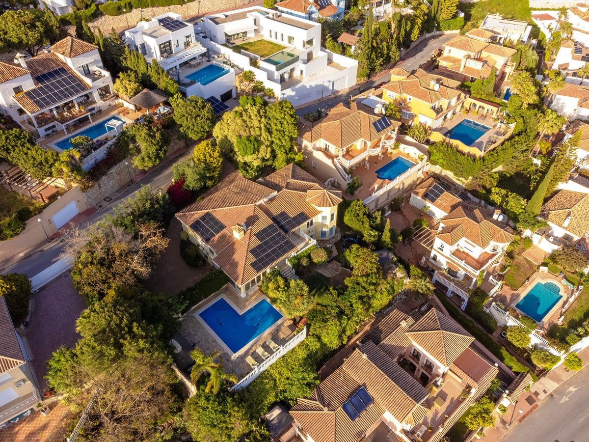 6 Bed Townhouse for sale in Mijas Costa Del Sol, Málaga, Spain