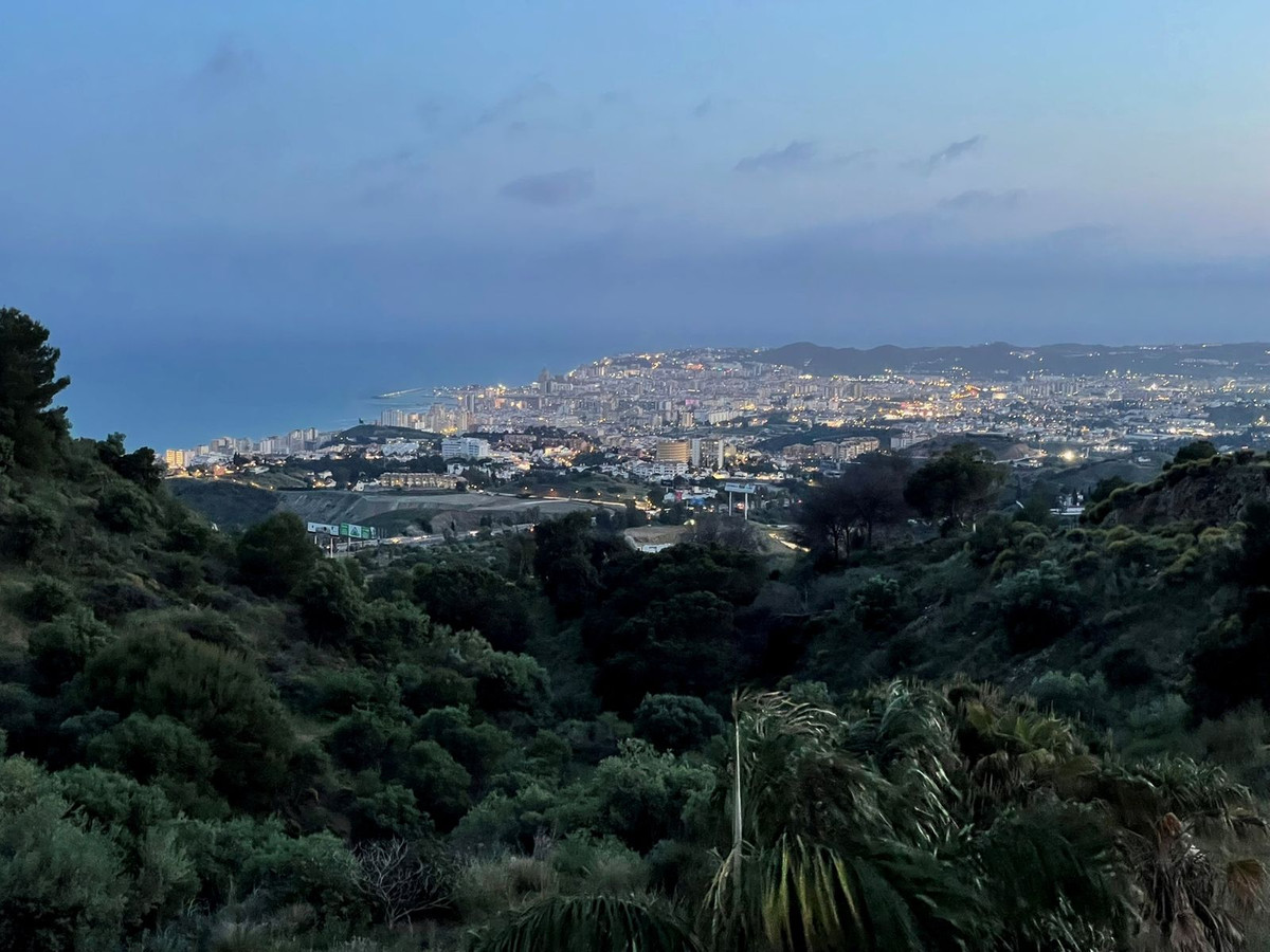 6 Bed Townhouse for sale in Mijas Costa Del Sol, Málaga, Spain