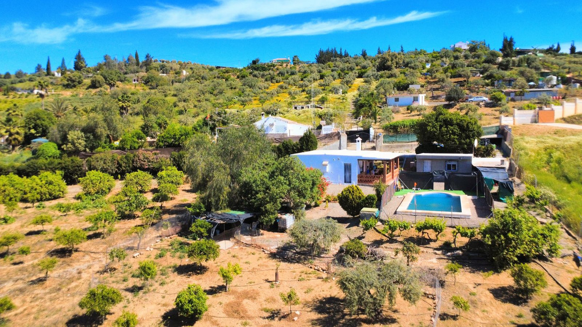 Se vende Finca - Cortijo de 3 dormitorios en Costa Del Sol, Málaga, España