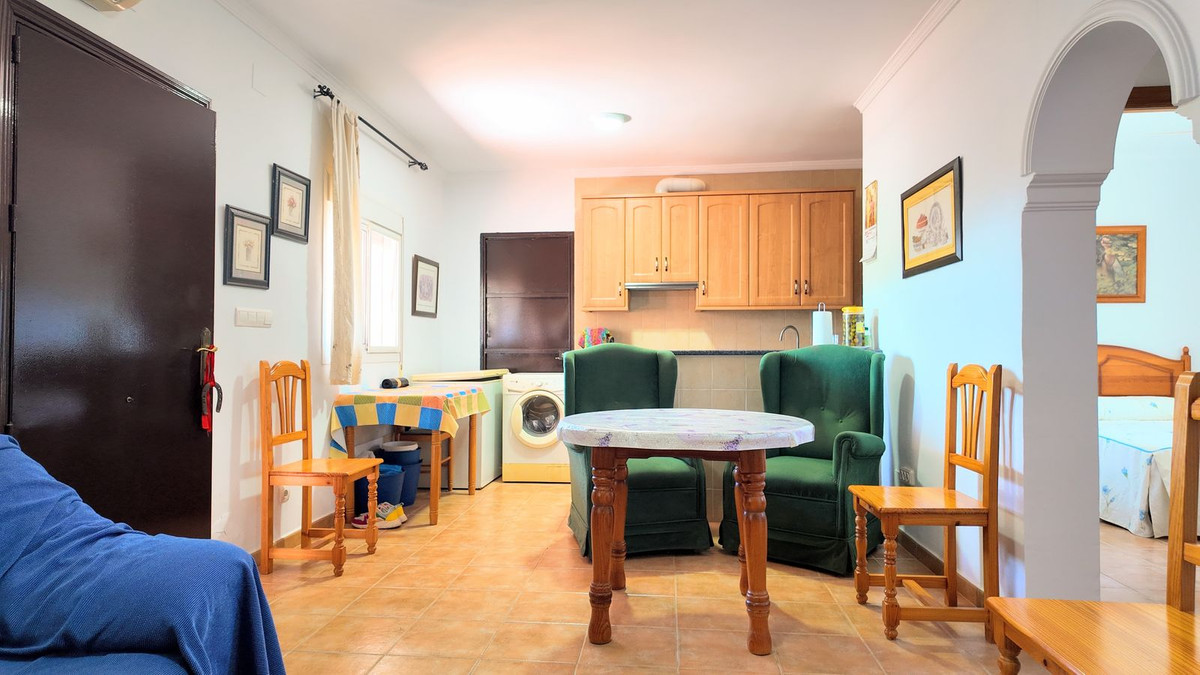 Se vende Finca - Cortijo de 3 dormitorios en Costa Del Sol, Málaga, España