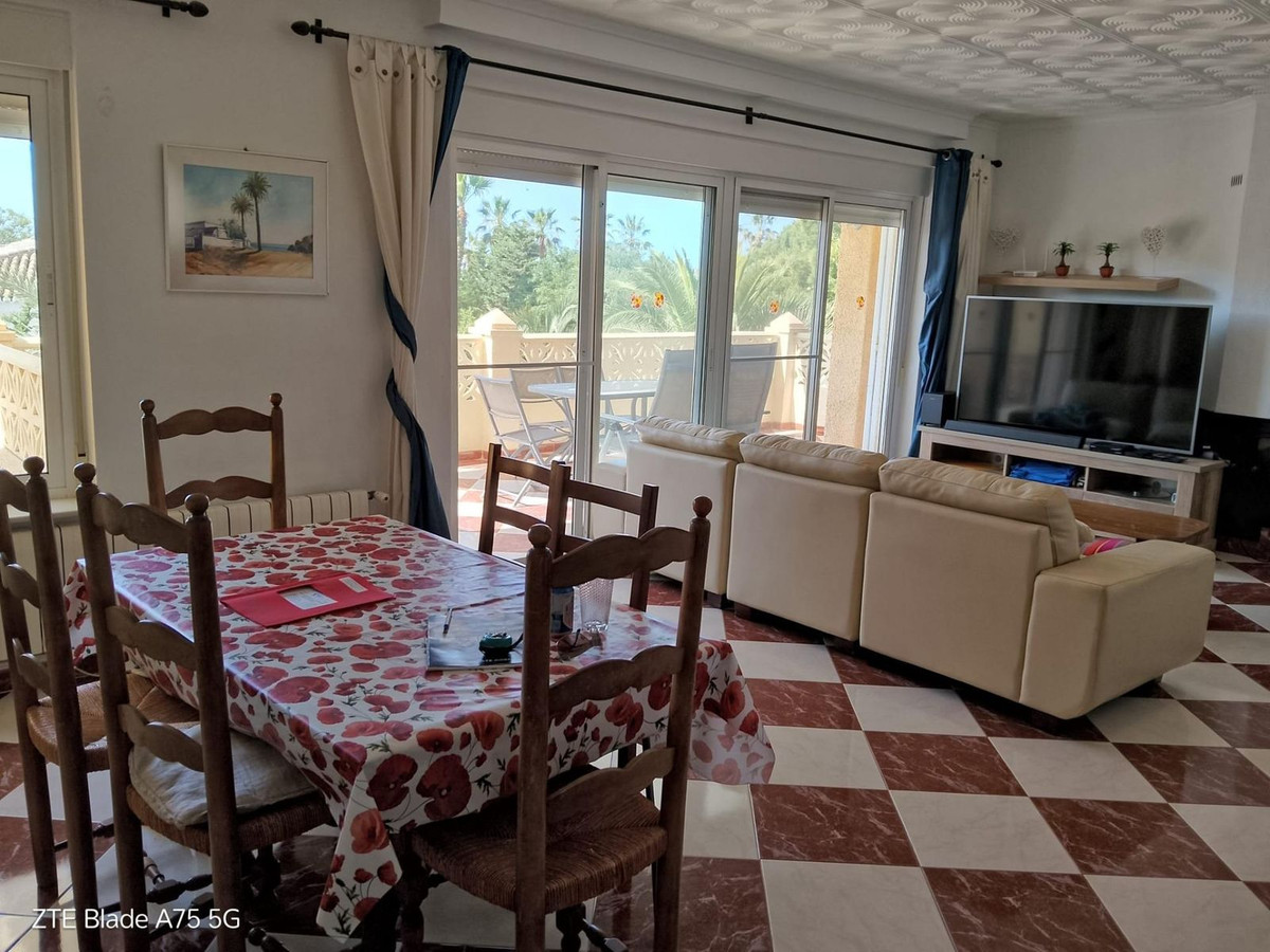 Se vende Villa - Chalet de 4 dormitorios en Costa Calida, Murcia, España
