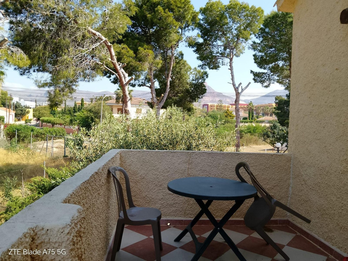 Se vende Villa - Chalet de 4 dormitorios en Costa Calida, Murcia, España