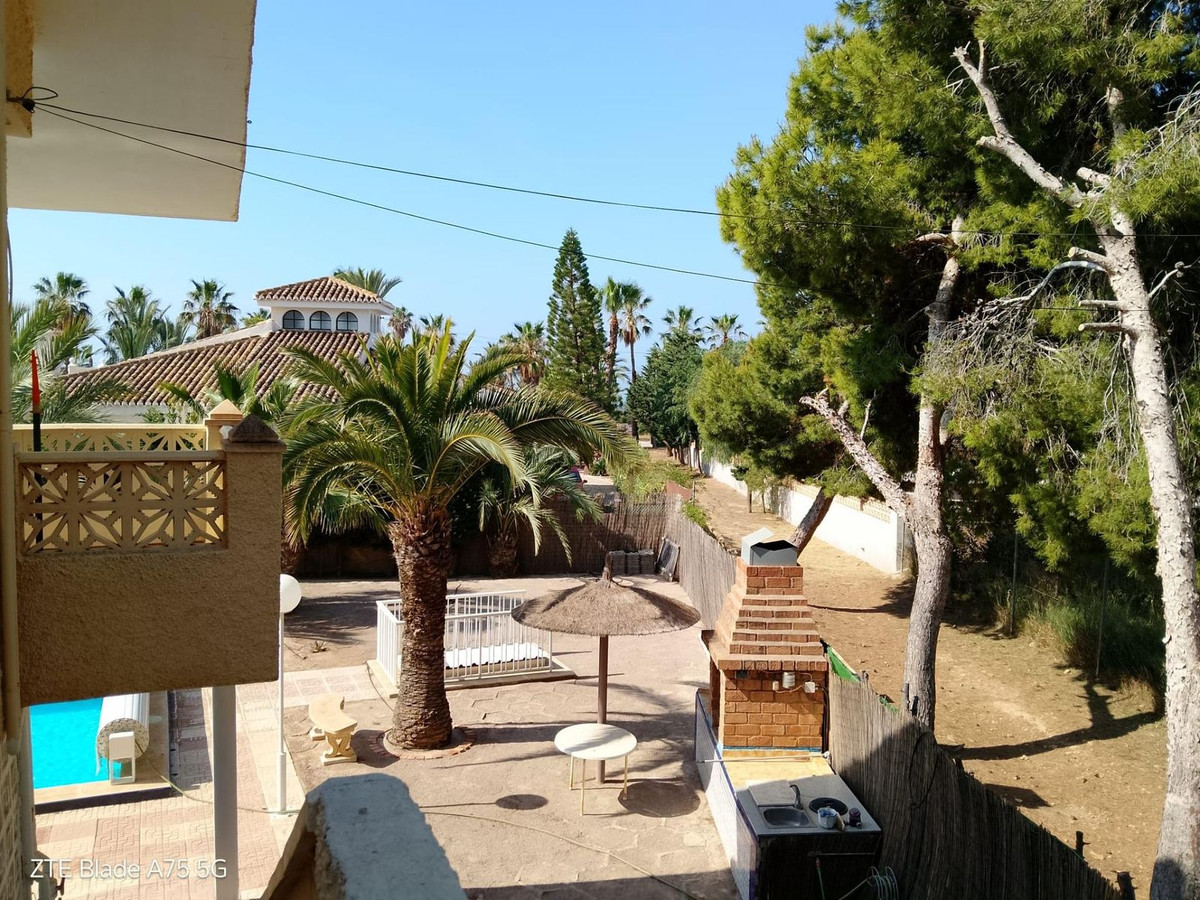 Se vende Villa - Chalet de 4 dormitorios en Costa Calida, Murcia, España