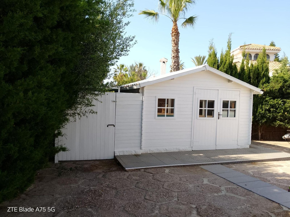 Se vende Villa - Chalet de 4 dormitorios en Costa Calida, Murcia, España