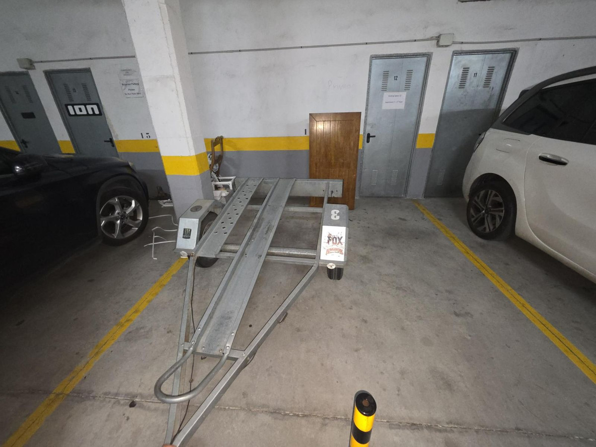 Se vende Apartamento Planta Media de 2 dormitorios en Costa Del Sol, Málaga, España