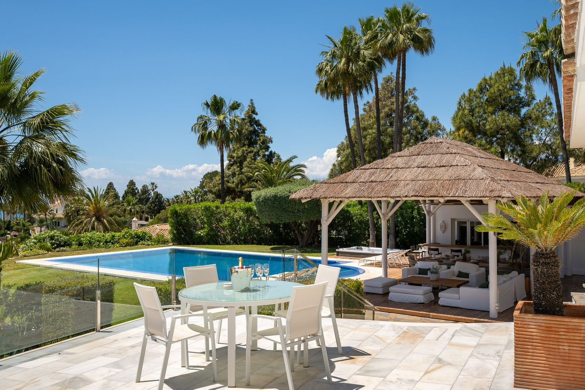 Se vende Villa - Chalet de 7 dormitorios en Costa Del Sol, Málaga, España