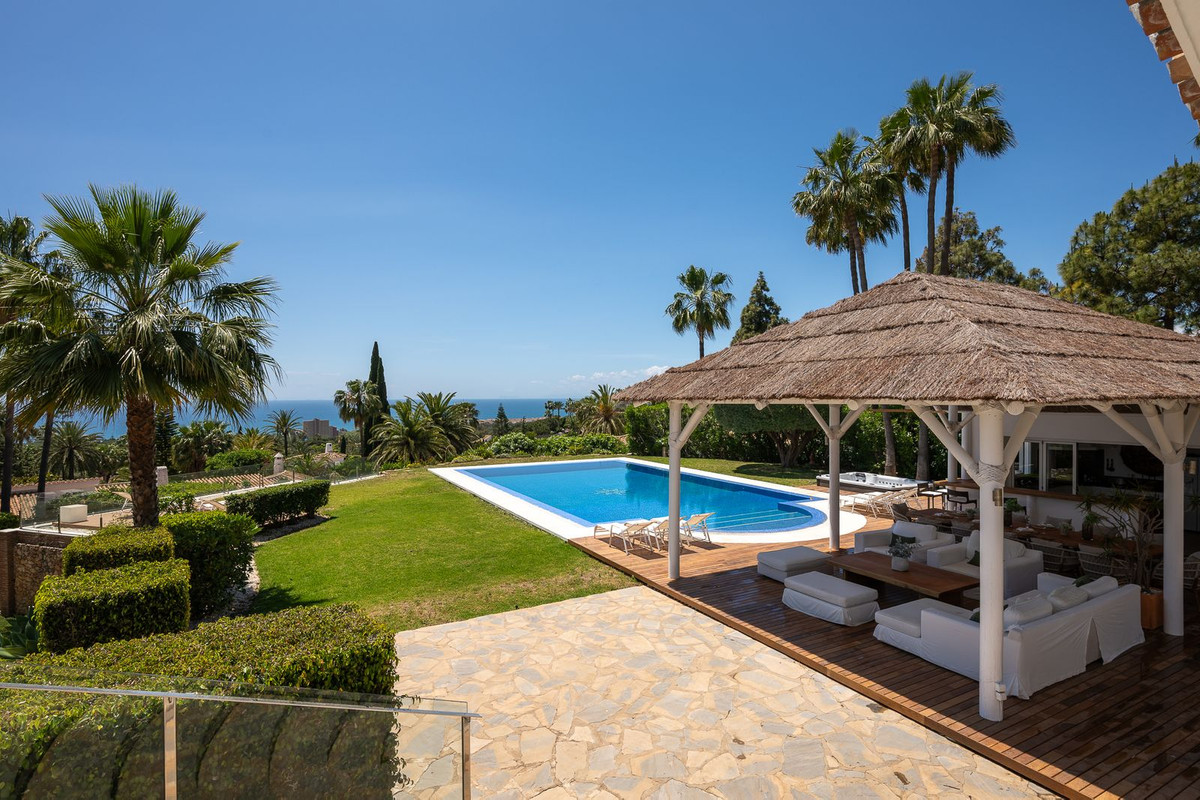 Se vende Villa - Chalet de 7 dormitorios en Costa Del Sol, Málaga, España