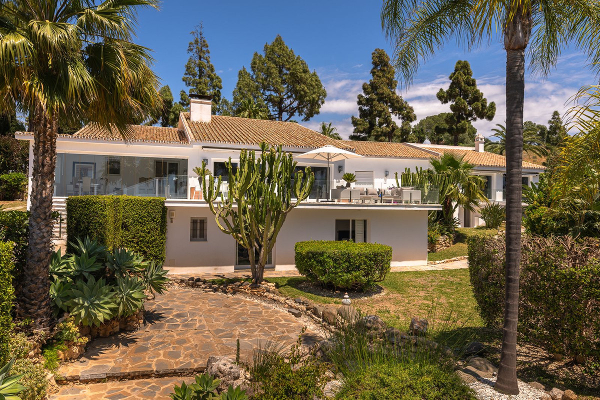 Se vende Villa - Chalet de 7 dormitorios en Costa Del Sol, Málaga, España