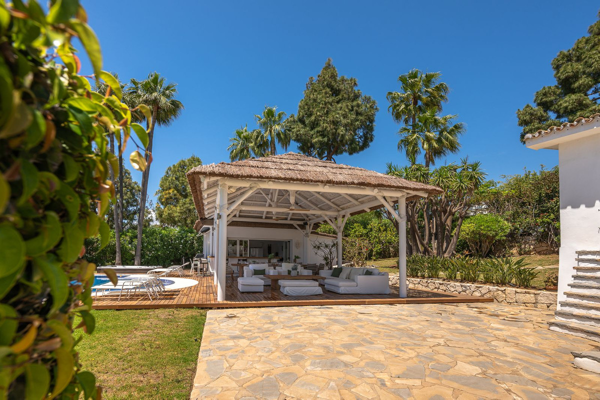 Se vende Villa - Chalet de 7 dormitorios en Costa Del Sol, Málaga, España