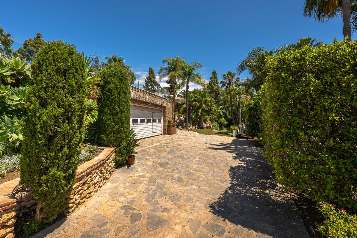 Se vende Villa - Chalet de 7 dormitorios en Costa Del Sol, Málaga, España