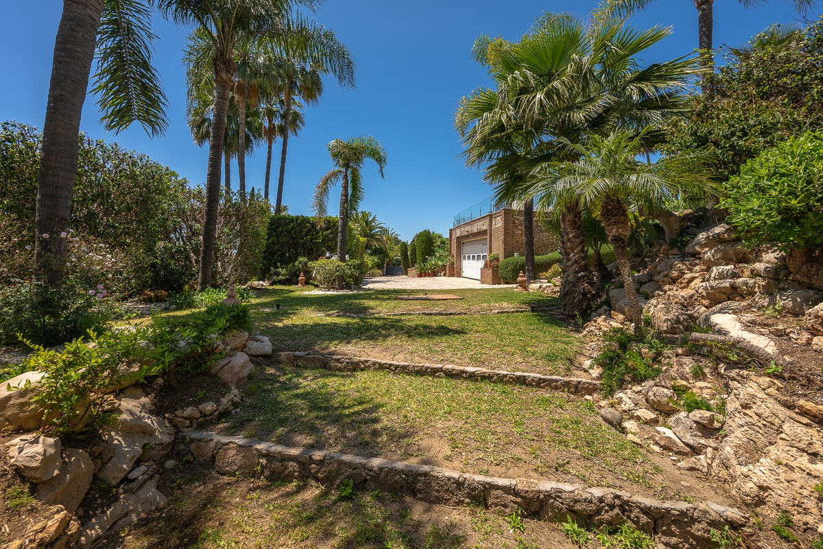 Se vende Villa - Chalet de 7 dormitorios en Costa Del Sol, Málaga, España