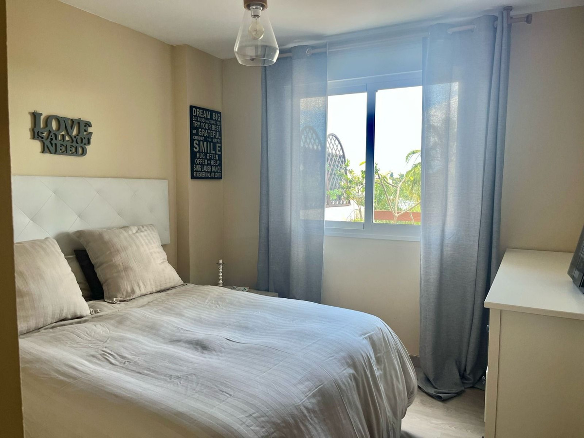 2 Bed Apartment for sale in Estepona Costa Del Sol, Málaga, Spain