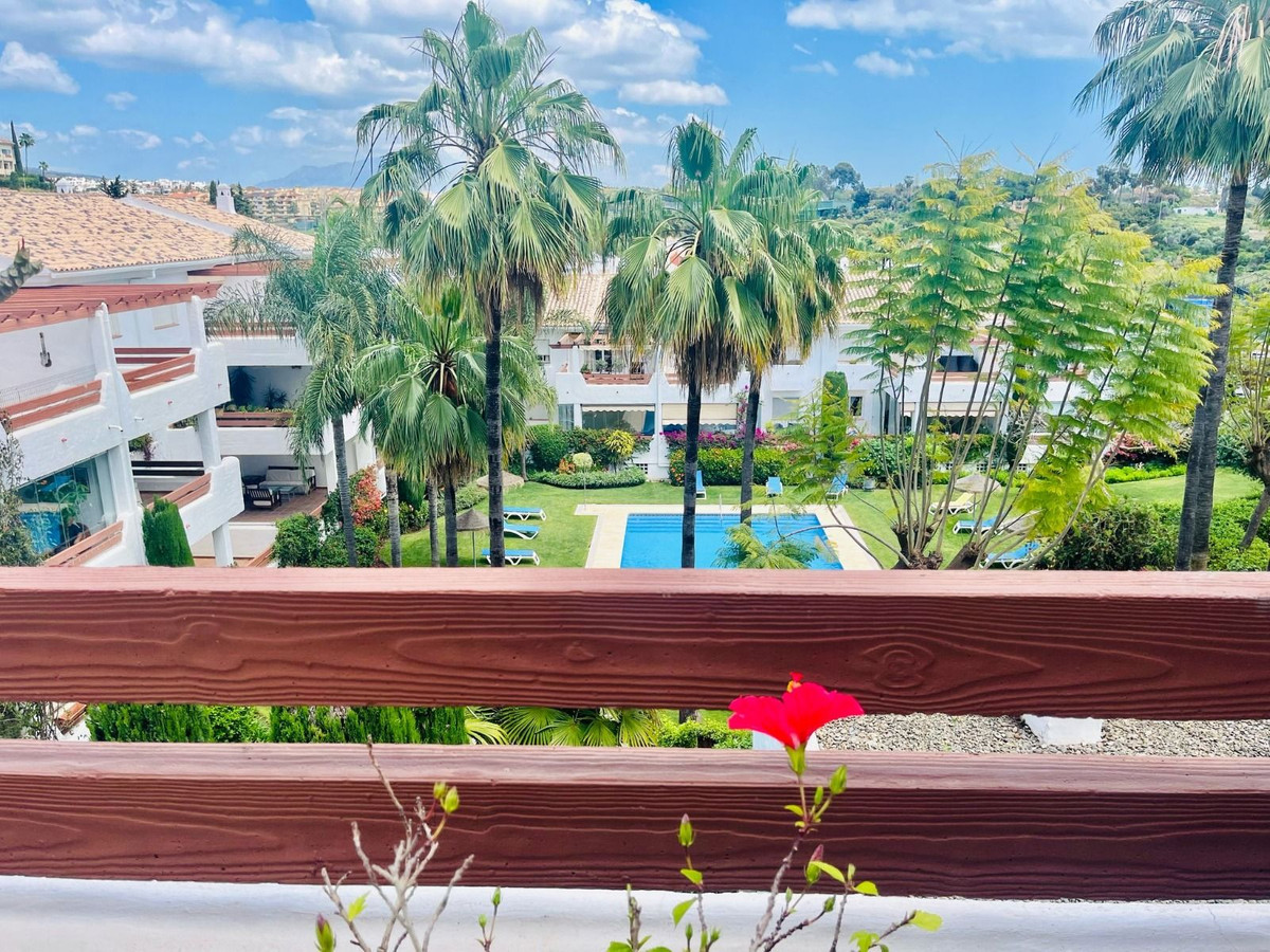 2 Bed Apartment for sale in Estepona Costa Del Sol, Málaga, Spain