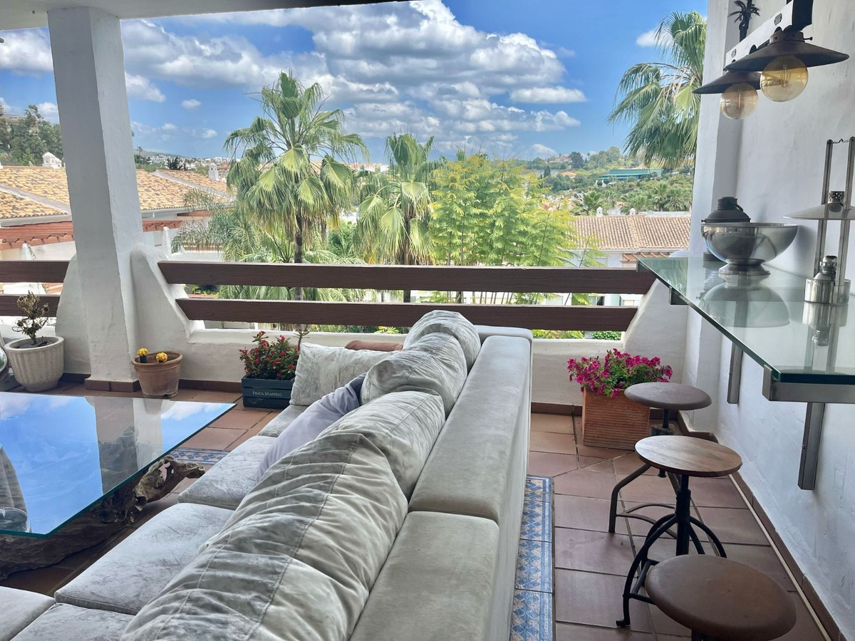 2 Bed Apartment for sale in Estepona Costa Del Sol, Málaga, Spain